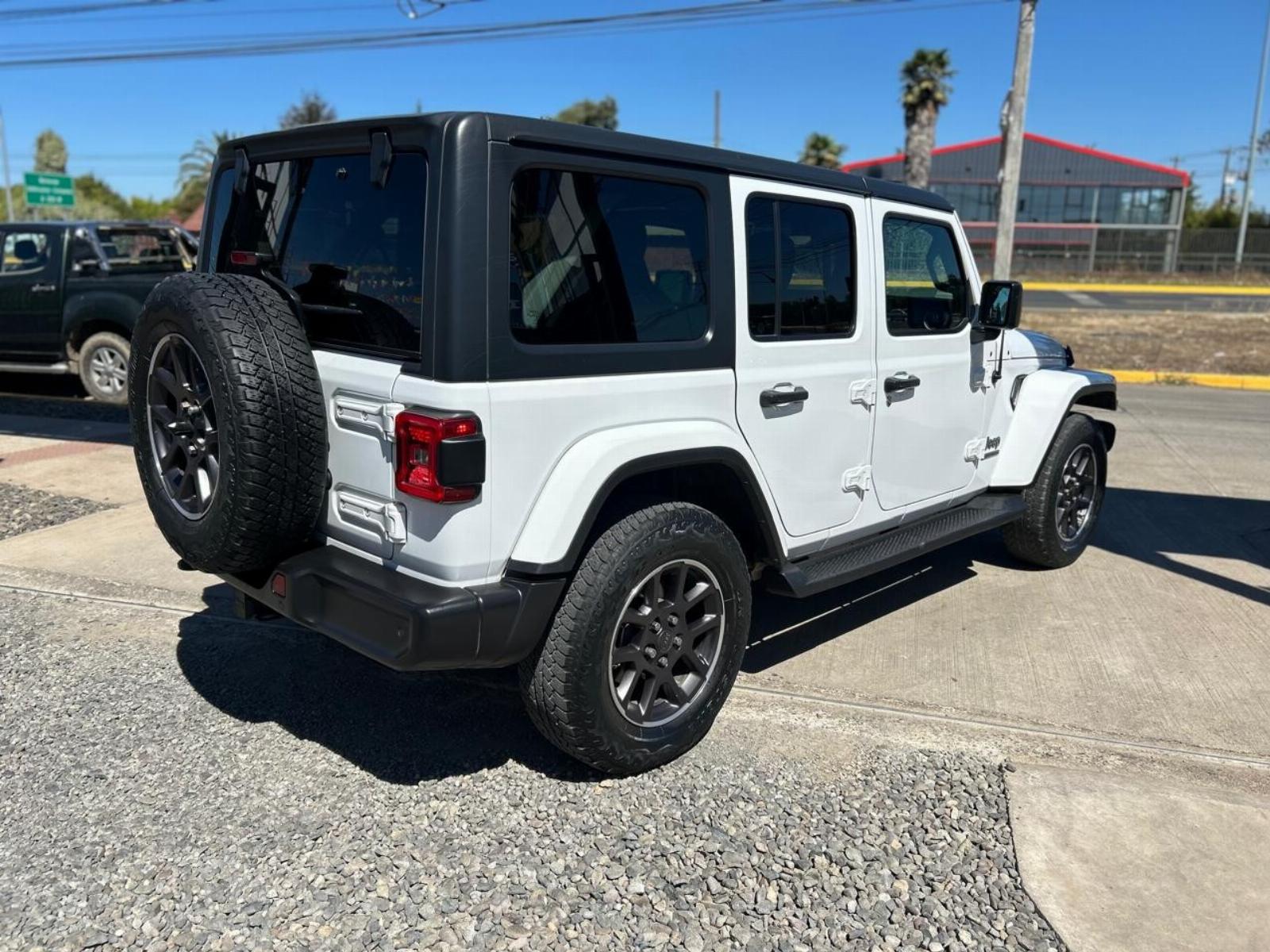 Jeep WRANGLER SAHARA UNLIMITED 2.0 2021 - Imagen 6 de 9