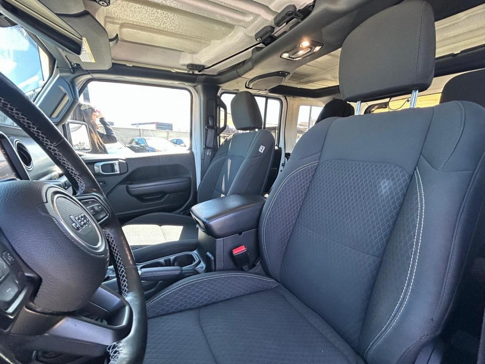 Jeep WRANGLER SAHARA UNLIMITED 2.0 2021 - Imagen 9 de 9