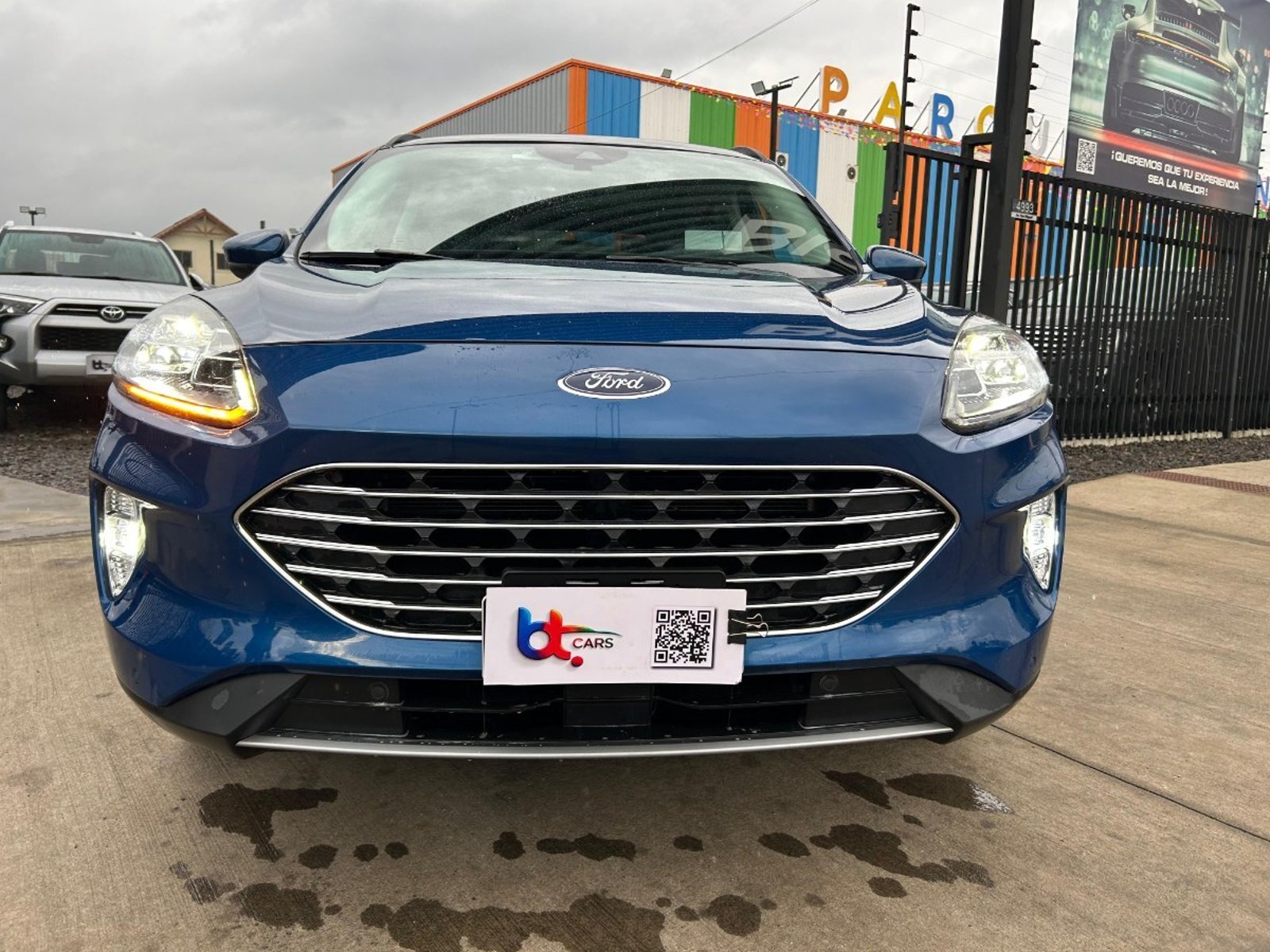 Ford ESCAPE FHEV 2.5 AUT 2023 - Imagen 4 de 10