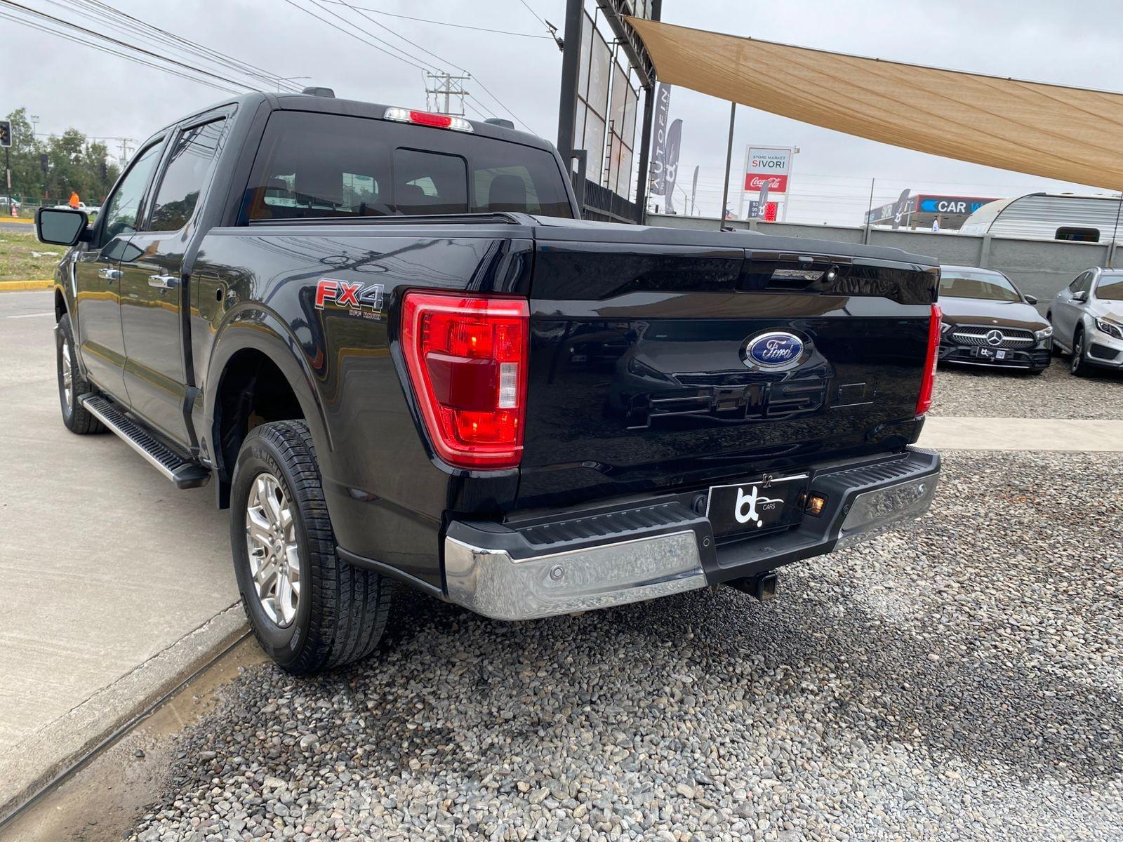 Ford F-150 XLT 4X4 5.0 2024 - Foto 4 de 10