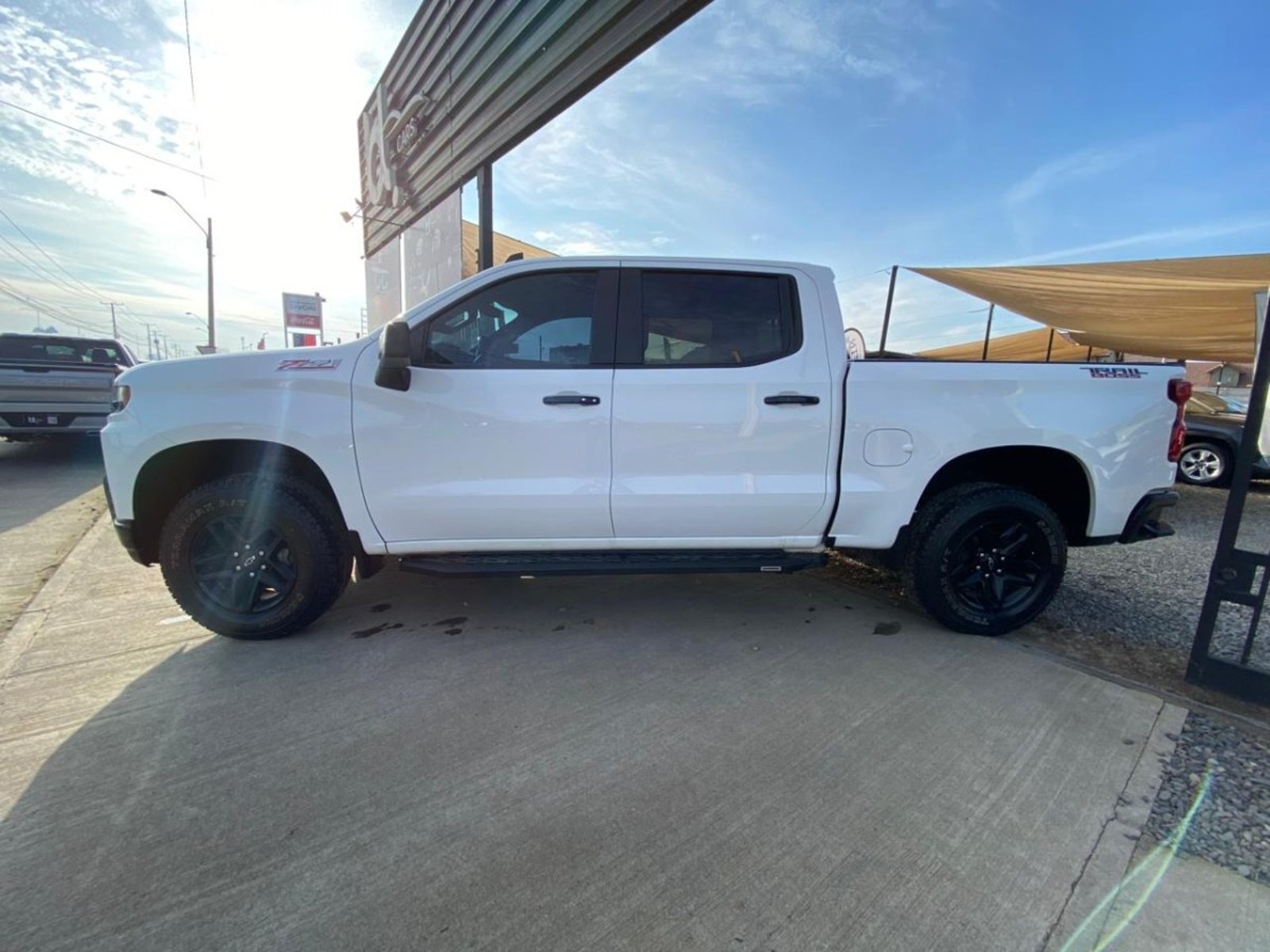 Chevrolet SILVERADO LT 4X4 5.3 AT 2021 - Foto 5 de 10