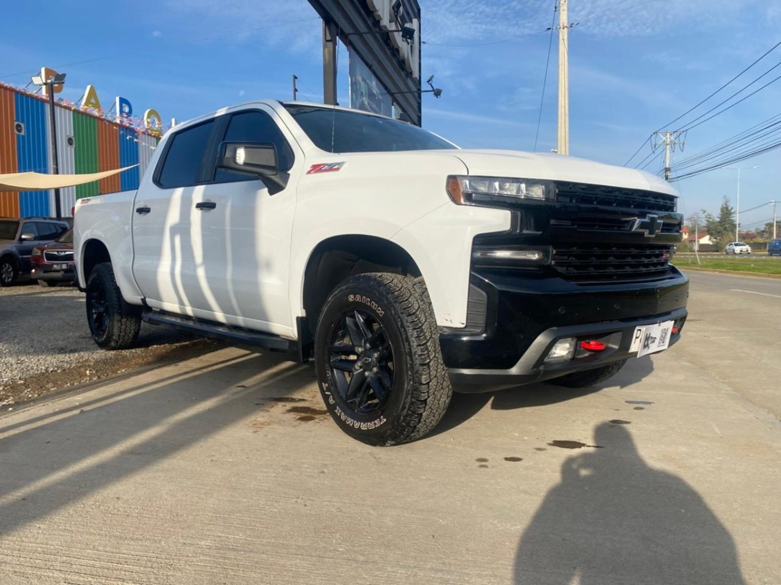 Chevrolet SILVERADO LT 4X4 5.3 AT 2021 - Foto 3 de 10