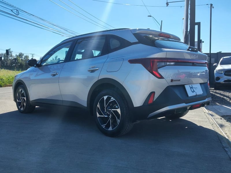 Kia K3 CROSS 1.6 AUT 2025 - Imagen 8 de 10