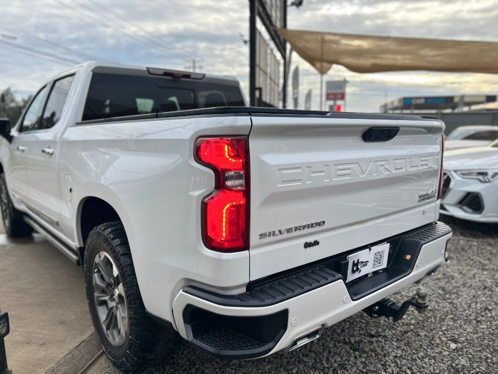 Chevrolet SILVERADO HIGH COUNTRY 3.0 2023 - Imagen 6 de 10