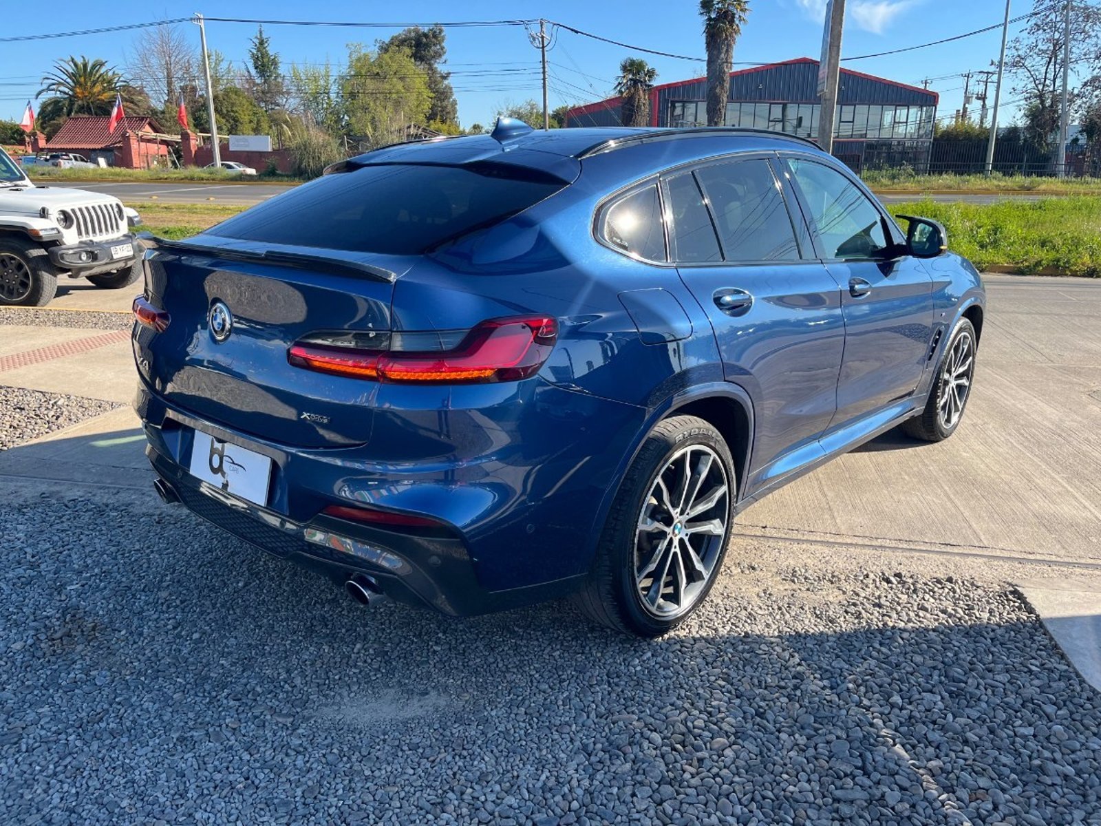 BMW X4 XDRIVE M 20I 4X4 2.0 AT 2021 - Foto 3 de 10