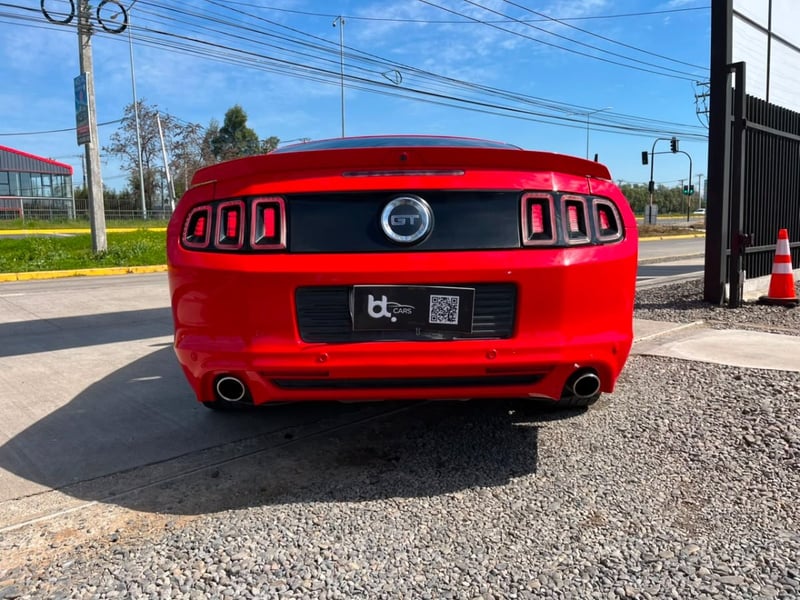 Ford MUSTANG 5.0 V8 2013 - Imagen 5 de 10
