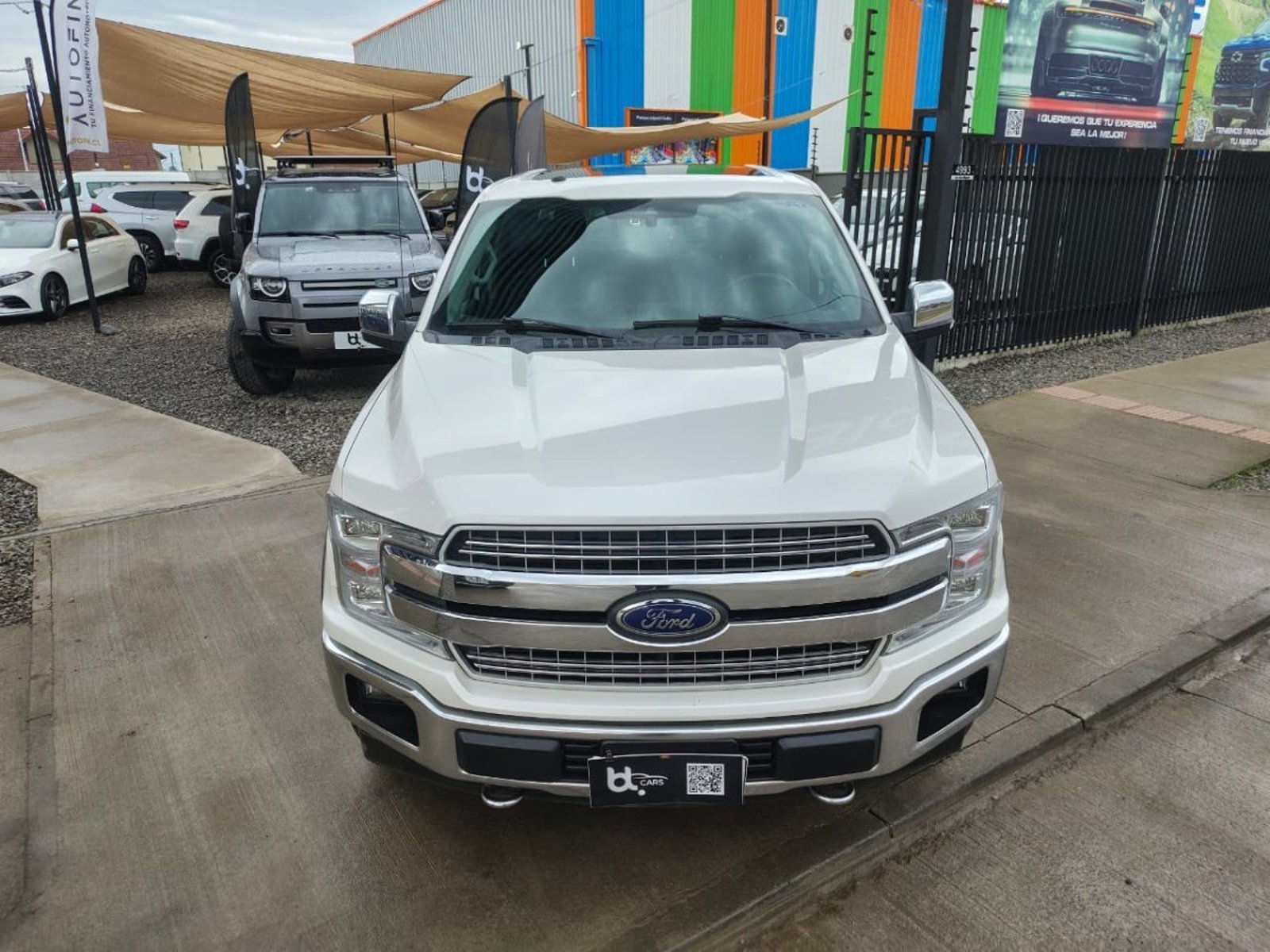 Ford F-150 LARIAT LUXURY 5.0 AUT 4X4 2020 - Foto 4 de 10