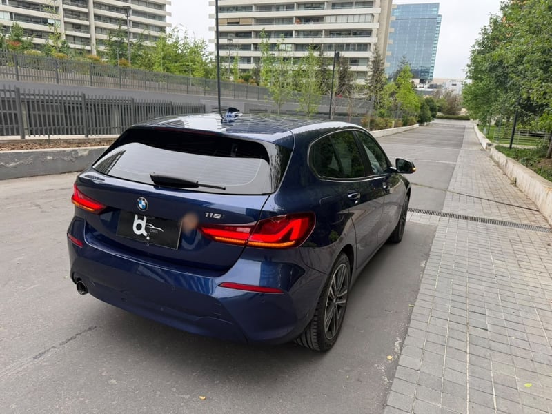BMW 118I 1.5 AUT 2021 - Imagen 5 de 10