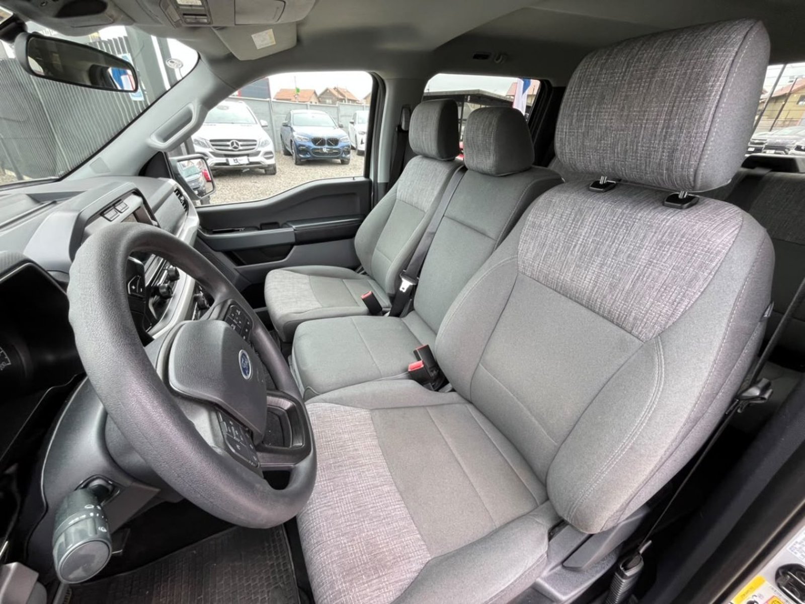 Ford F-150 XLT 3.3 4X2 2024 - Foto 5 de 10