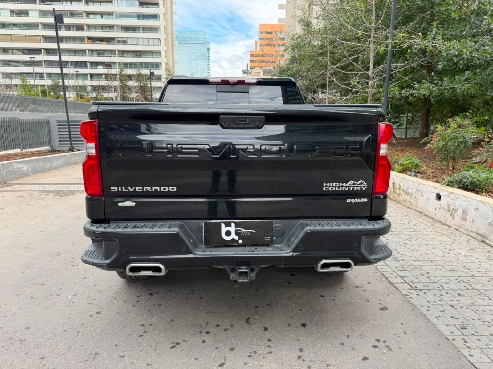 Chevrolet SILVERADO HIGH COUNTRY 3.0 AUT 4X4 2023 - Imagen 6 de 10