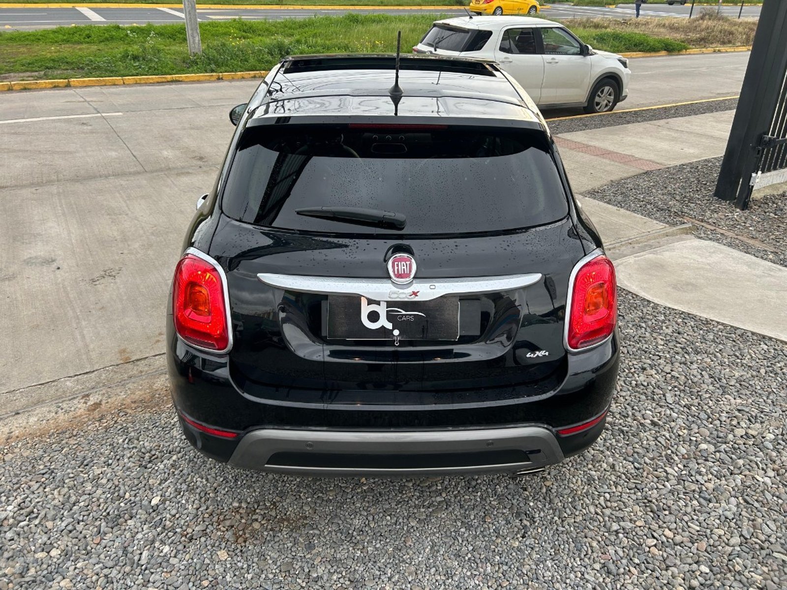 Fiat 500X CROSS 4X4 1.4 AUT 2019 - Imagen 8 de 10