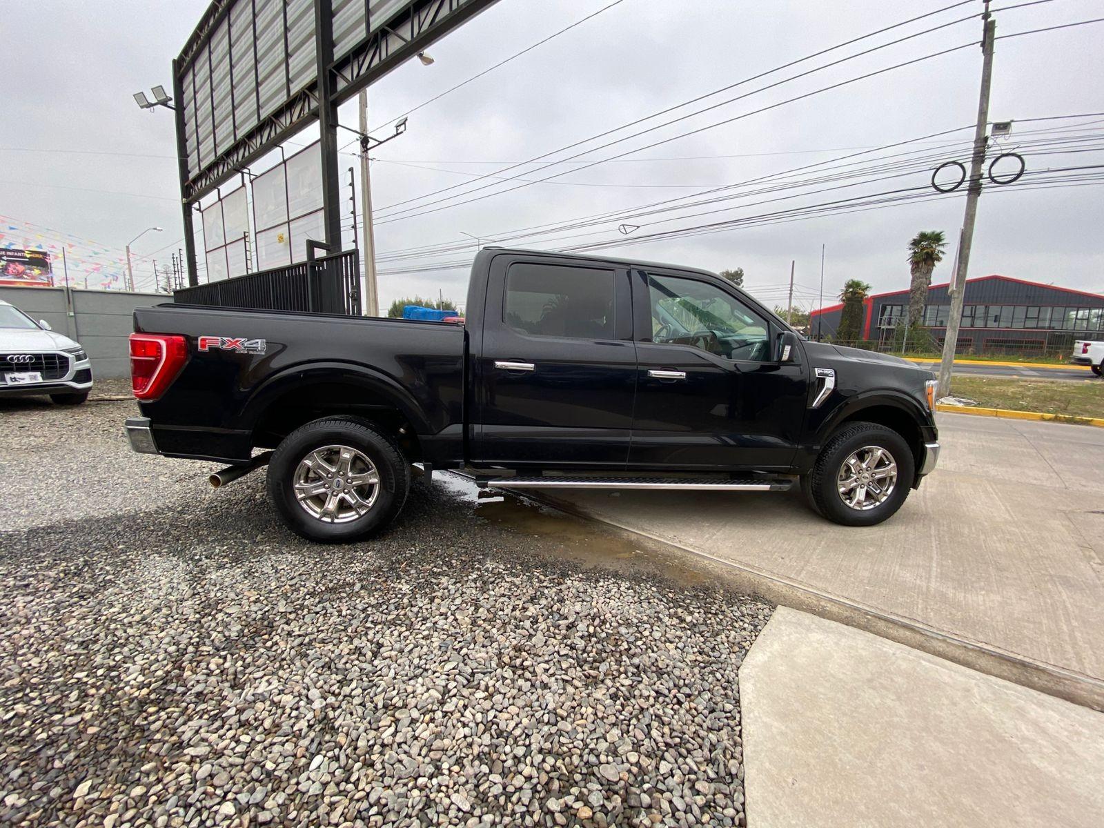 Ford F-150 XLT 4X4 5.0 2024 - Imagen 7 de 10