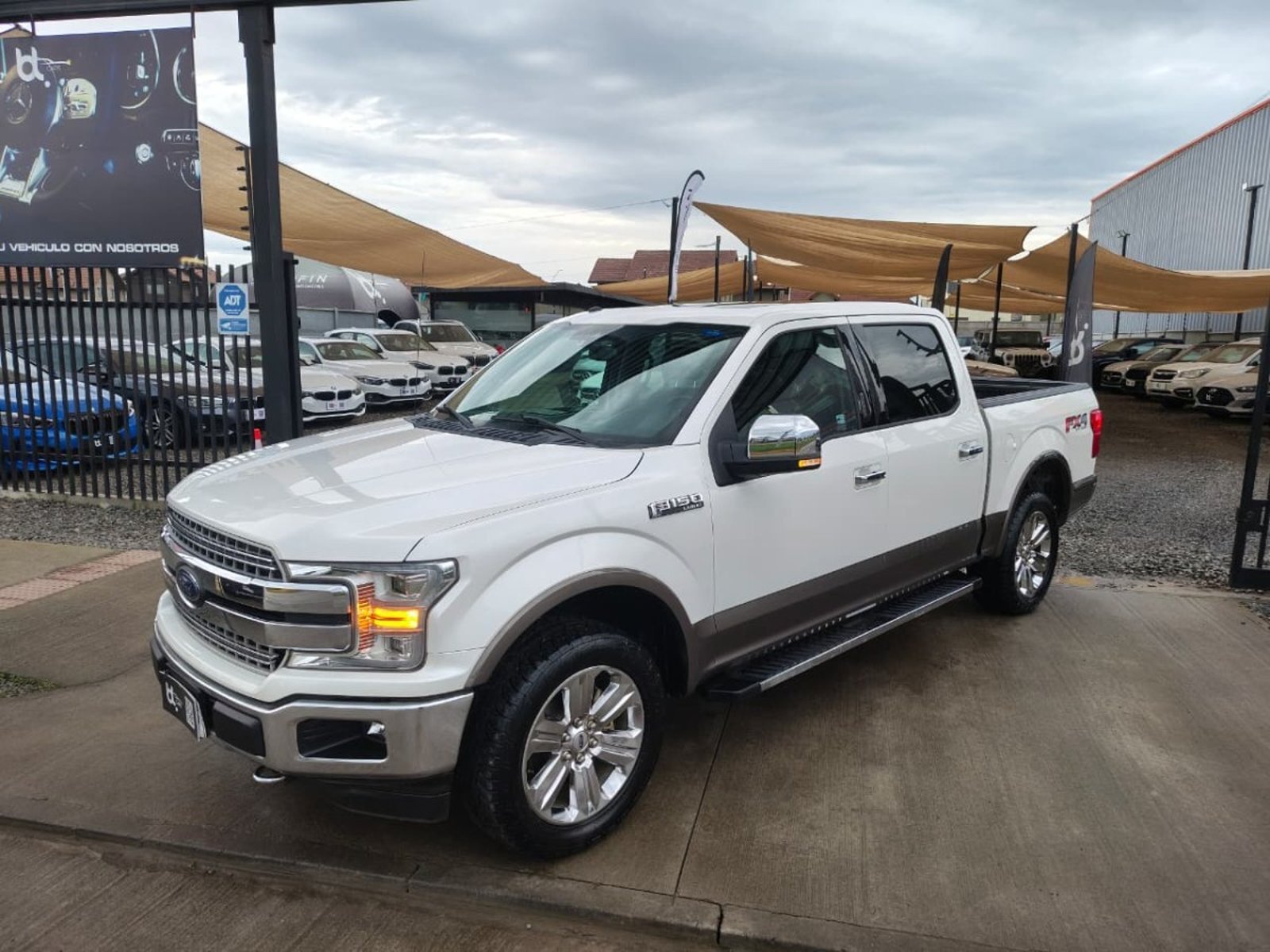 Ford F-150 LARIAT LUXURY 5.0 AUT 4X4 2020 - Imagen 6 de 10