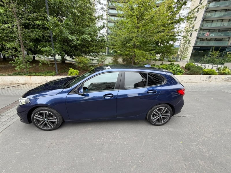 BMW 118 1.5 AUT 2021 - Imagen 7 de 10
