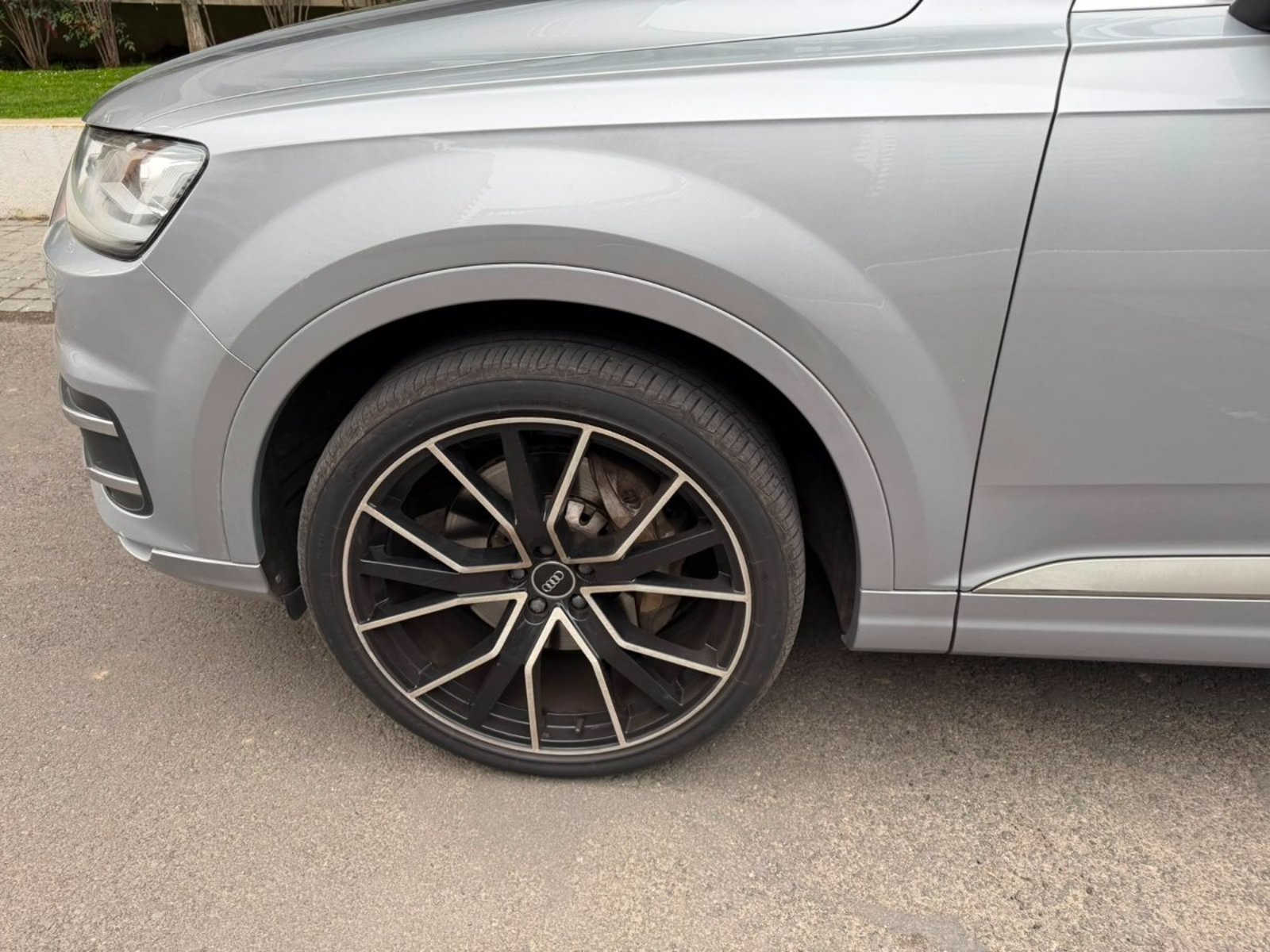 Audi Q7 TFSI 2.0 AUT 2017 - Imagen 9 de 10