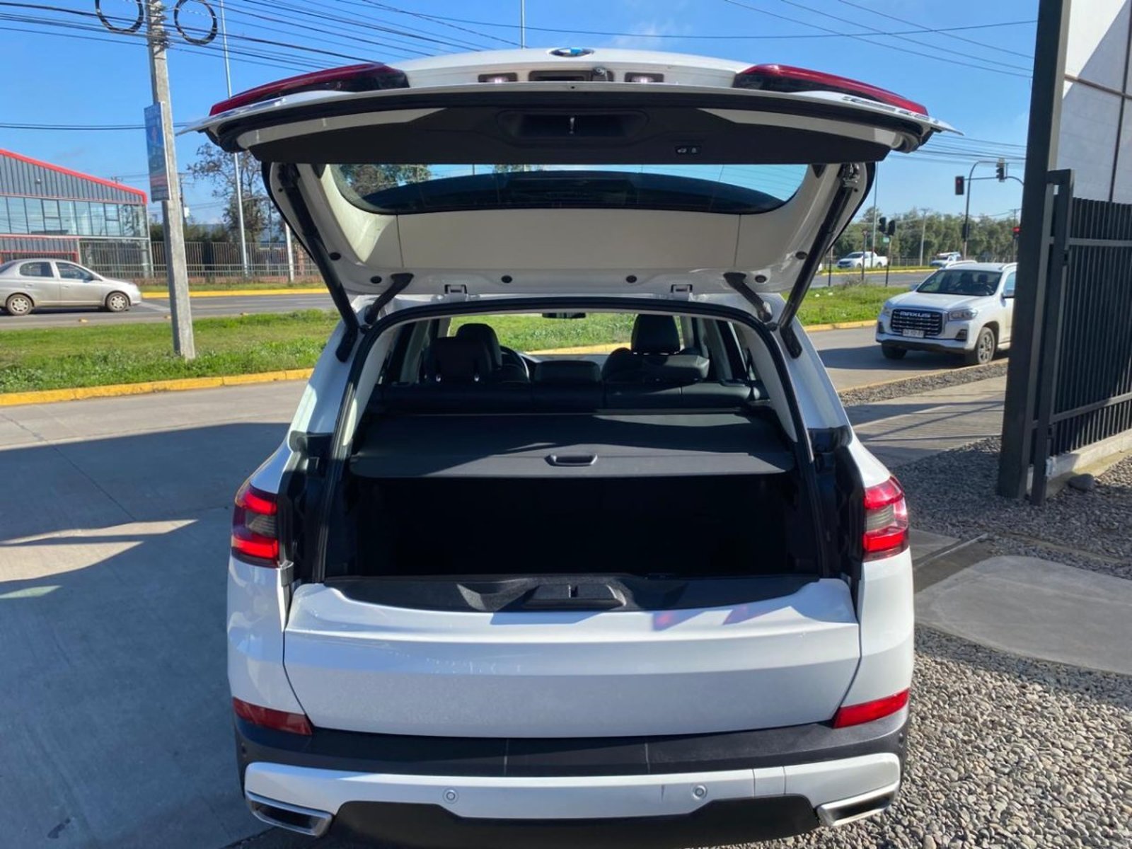 BMW X5 Xdrive 40i 4x4 3.0 2023 - Imagen 9 de 10