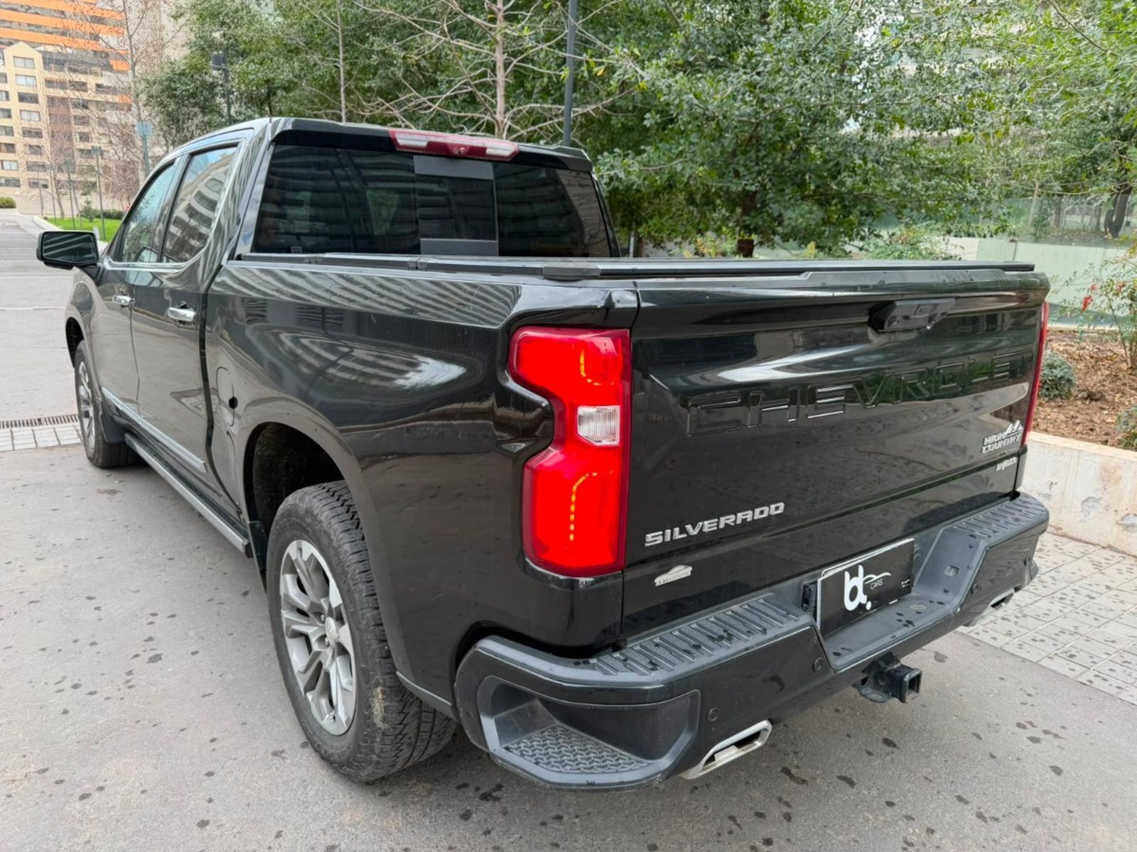 Chevrolet SILVERADO HIGH COUNTRY 3.0 AUT 4X4 2023 - Imagen 7 de 10
