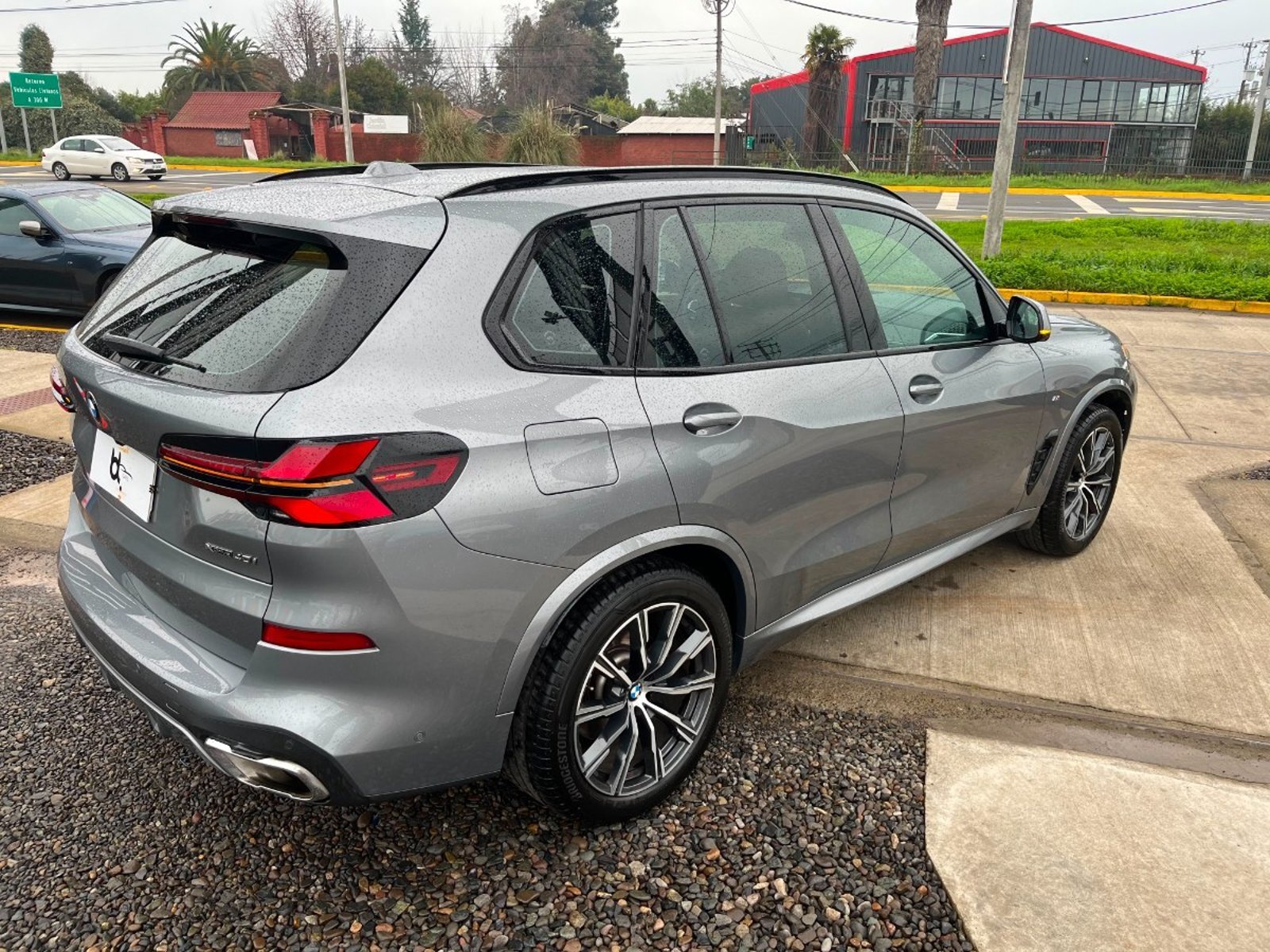 BMW X5 Xdrive 40i MSPORT 2024 - Foto 3 de 10