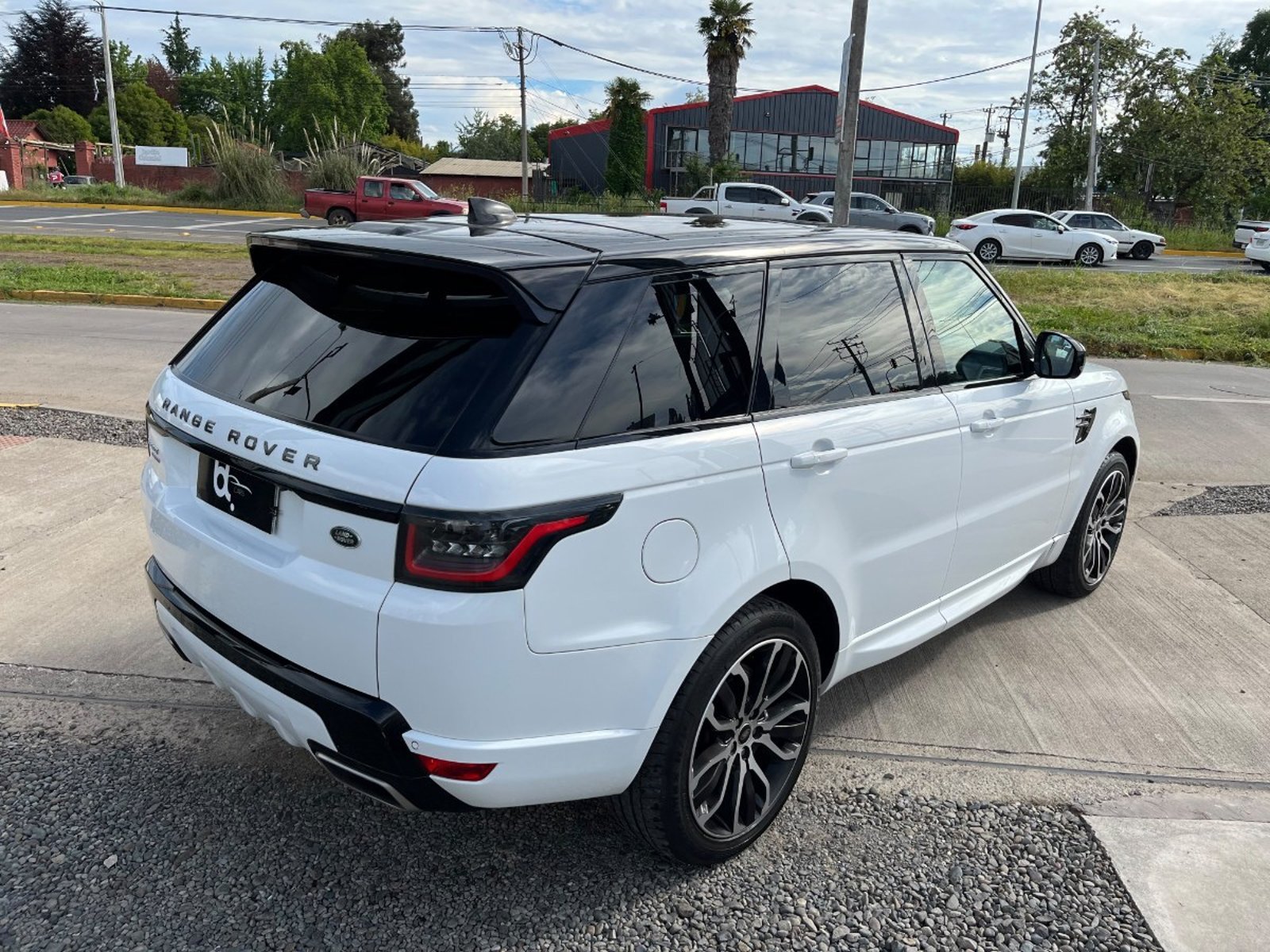 Land Rover RANGE ROVER SPORT SDV8 4X4 4.4 AUT 2019 - Foto 3 de 10