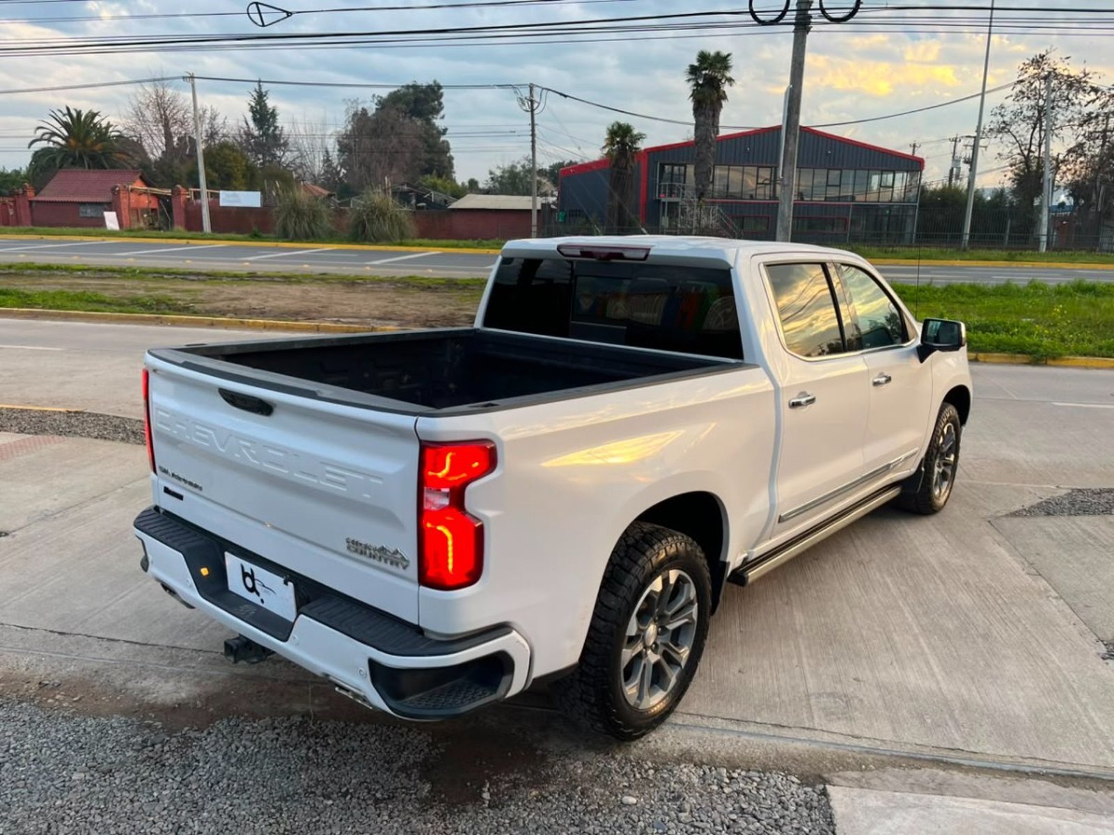 Chevrolet SILVERADO HIGH COUNTRY 3.0 AUT 4X4 2023 - Foto 5 de 10