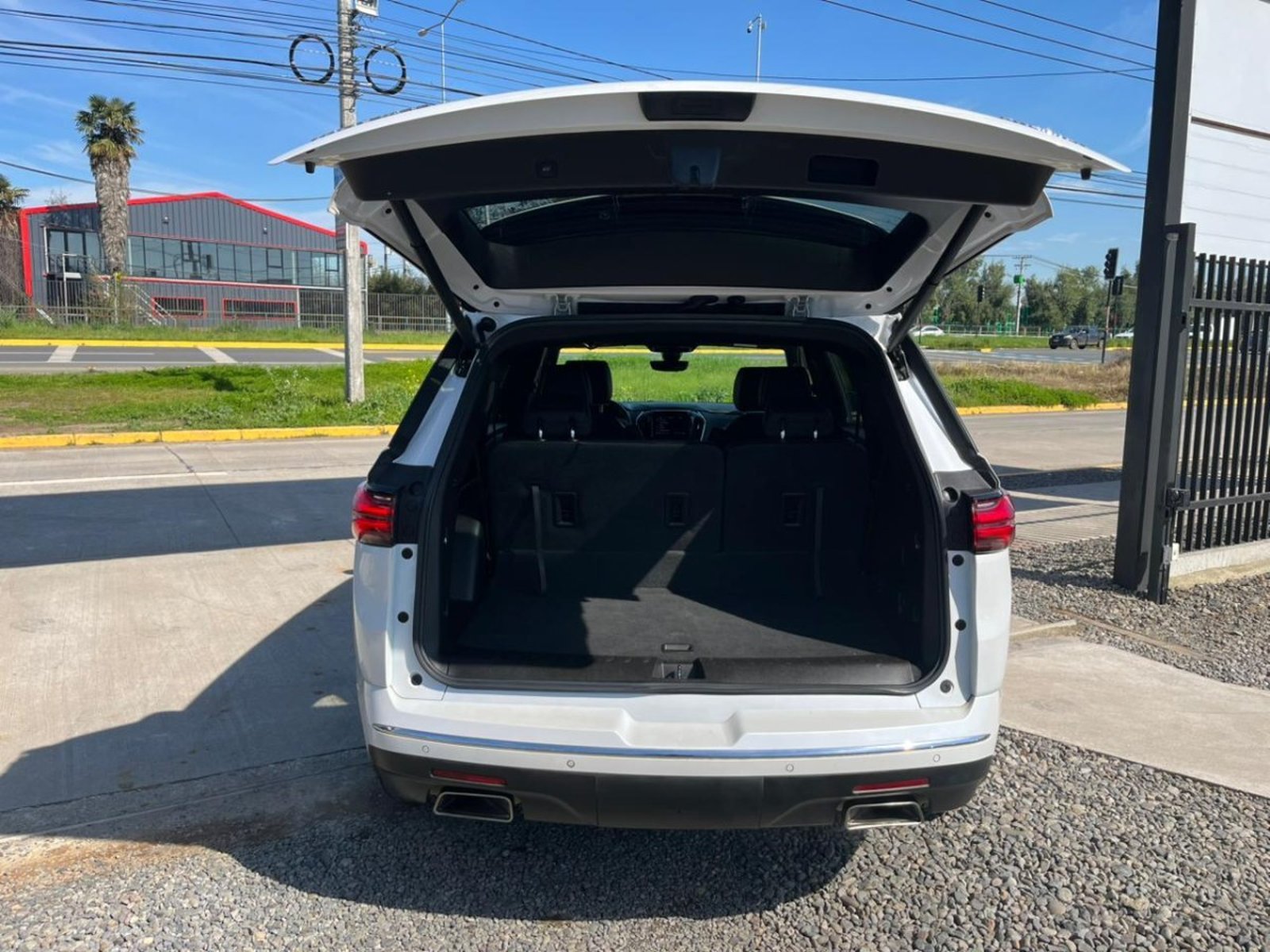 Chevrolet TRAVERSE NG AWD 3.6 2023 - Imagen 8 de 10