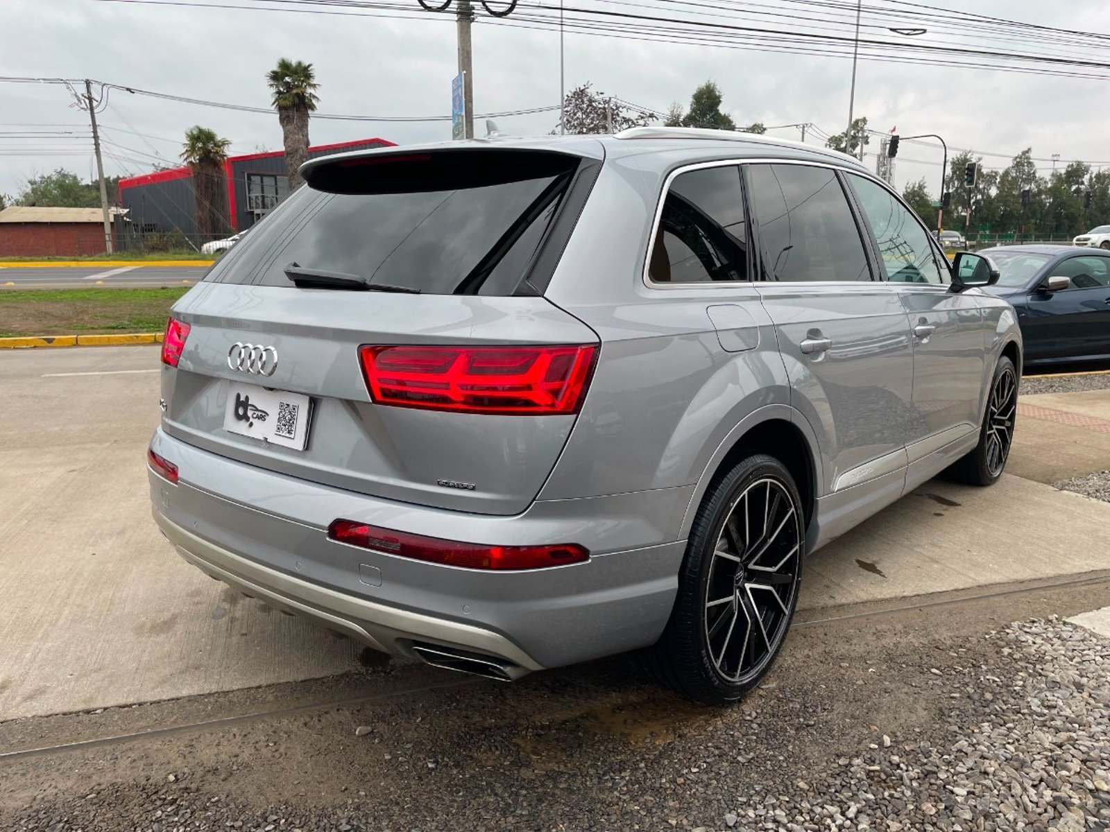Audi Q7 TFSI 2.0 AUT 2017 - Imagen 6 de 10