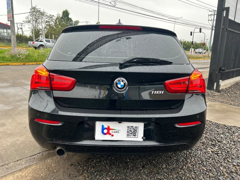 BMW 118 1.5 2019 - Imagen 3 de 10