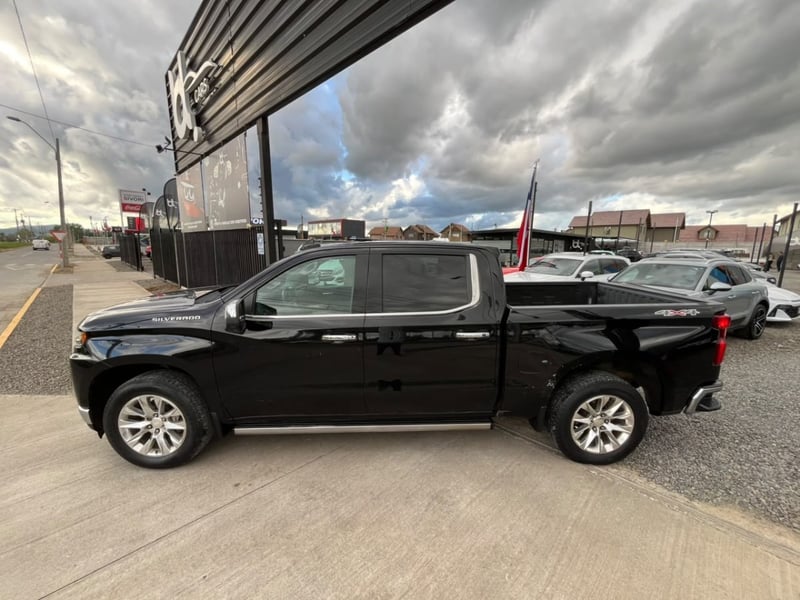 Chevrolet SILVERADO LTZ 5.3 4X4 2019 - Imagen 9 de 10