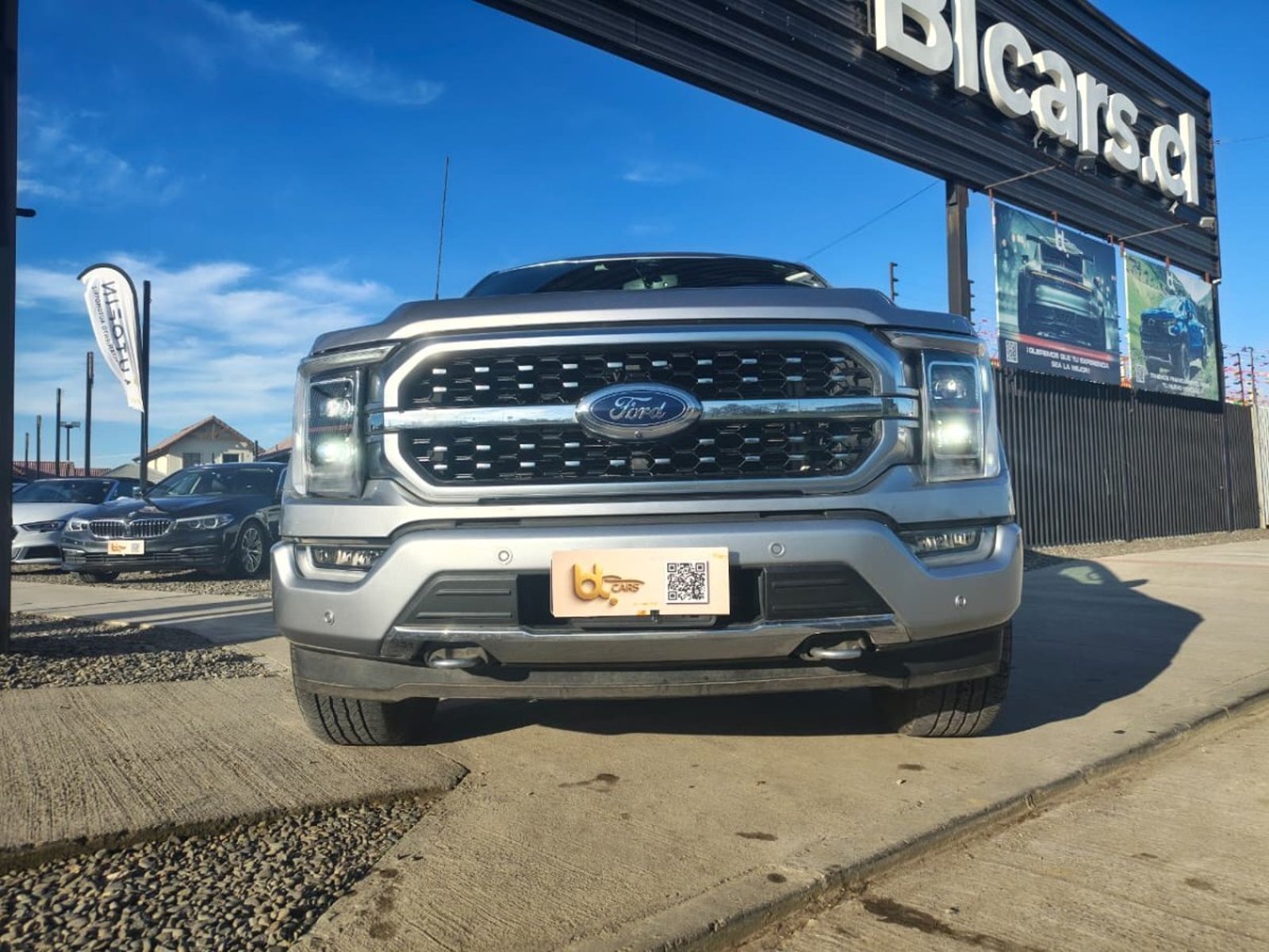 Ford F-150 PLATINUM 3.5 AUT 4X4 2023 - Foto 4 de 10