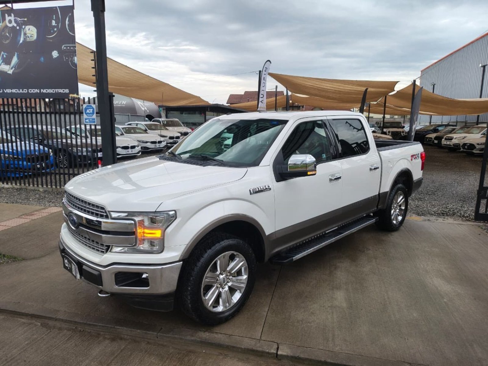 Ford F-150 LARIAT LUXURY 5.0 AUT 4X4 2020 - Imagen 8 de 10