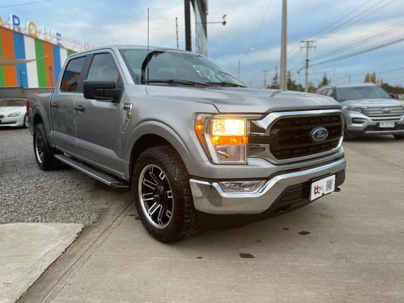 Ford F-150 XLT 3.3 2023 - Imagen 7 de 10