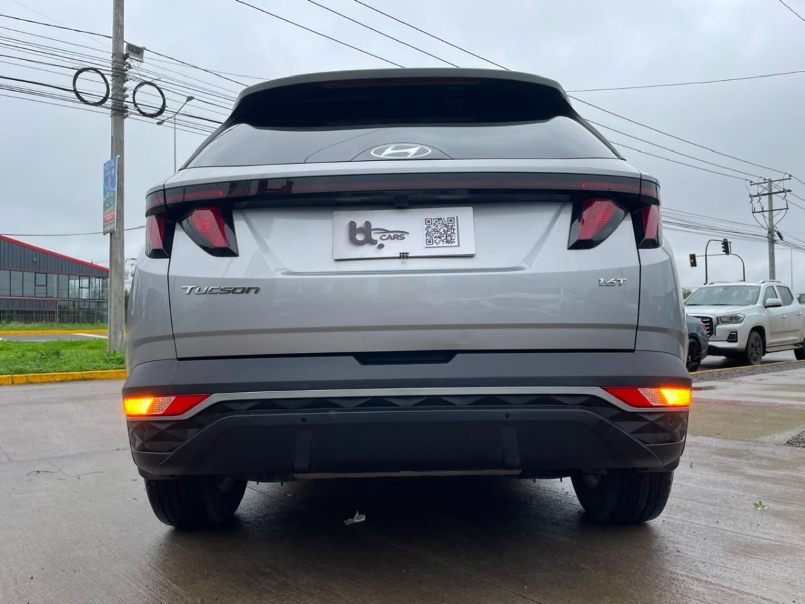 Hyundai TUCSON NX4 1.6 AUT 2022 - Imagen 4 de 10