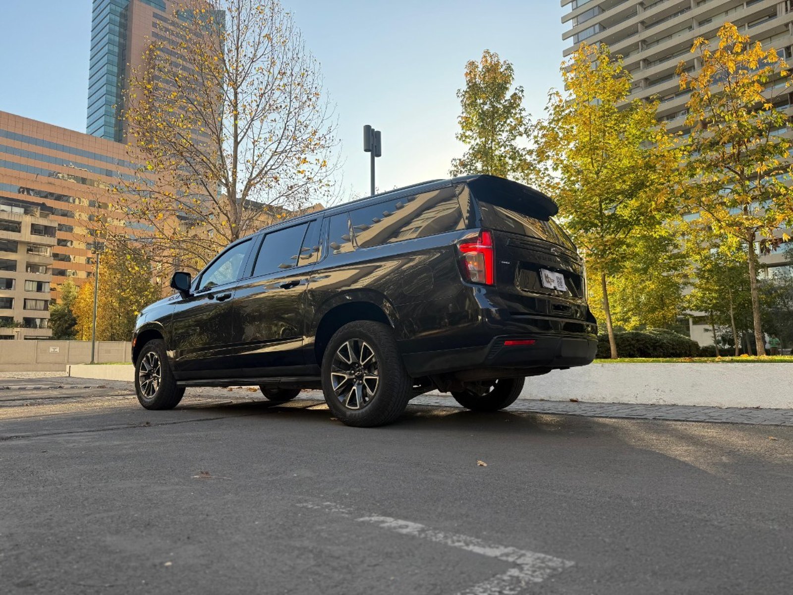 Chevrolet SUBURBAN LT 4WD 5.3 2024 - Foto 4 de 10