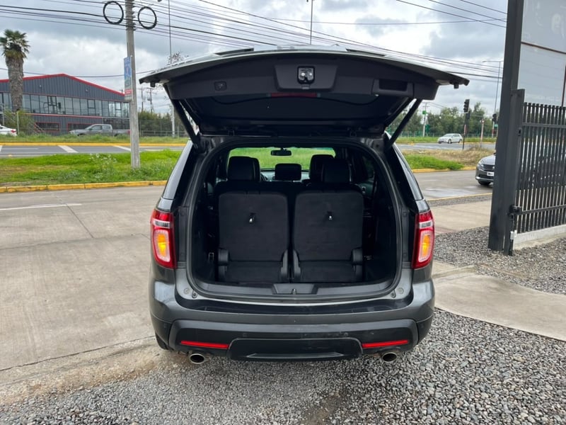 Ford EXPLORER 3.5 LIMITED 2015 - Imagen 8 de 10