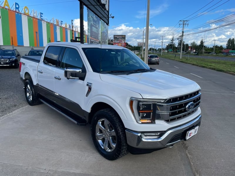 Ford F-150 LARIAT LUXURY 4X4 5.0L AUT 2022 - Imagen 7 de 10
