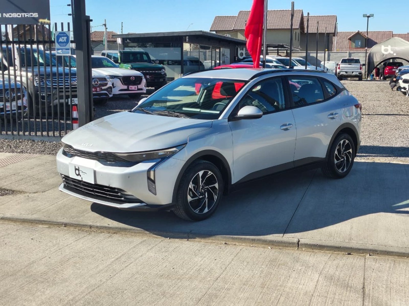 Kia K3 CROSS 1.6 AUT 2025 - Foto 5 de 10