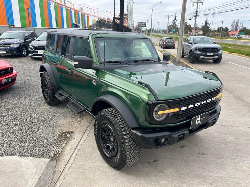 Ford BRONCO 2.7 WILDTRAK 4WD AT 5P 2025 - Imagen 4 de 10