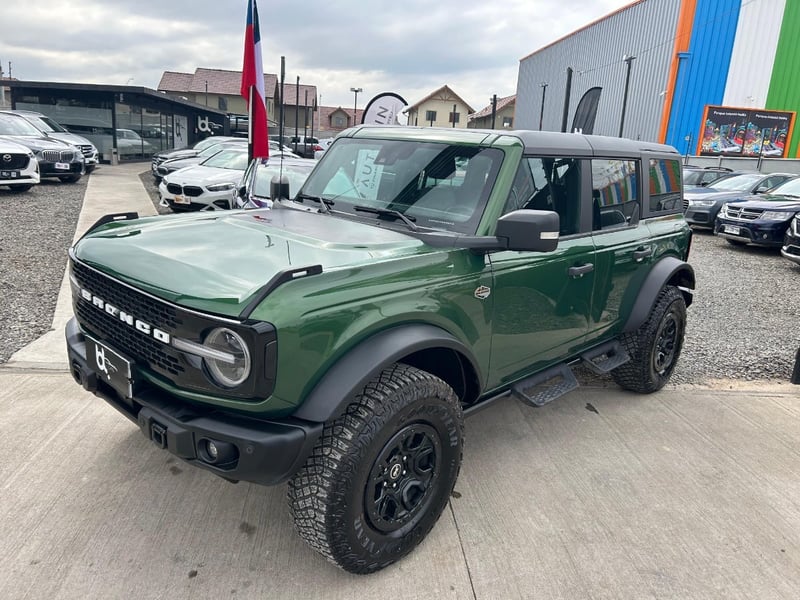 Ford BRONCO 2.7 WILDTRAK 4WD AT 5P 2025 - Imagen 8 de 10