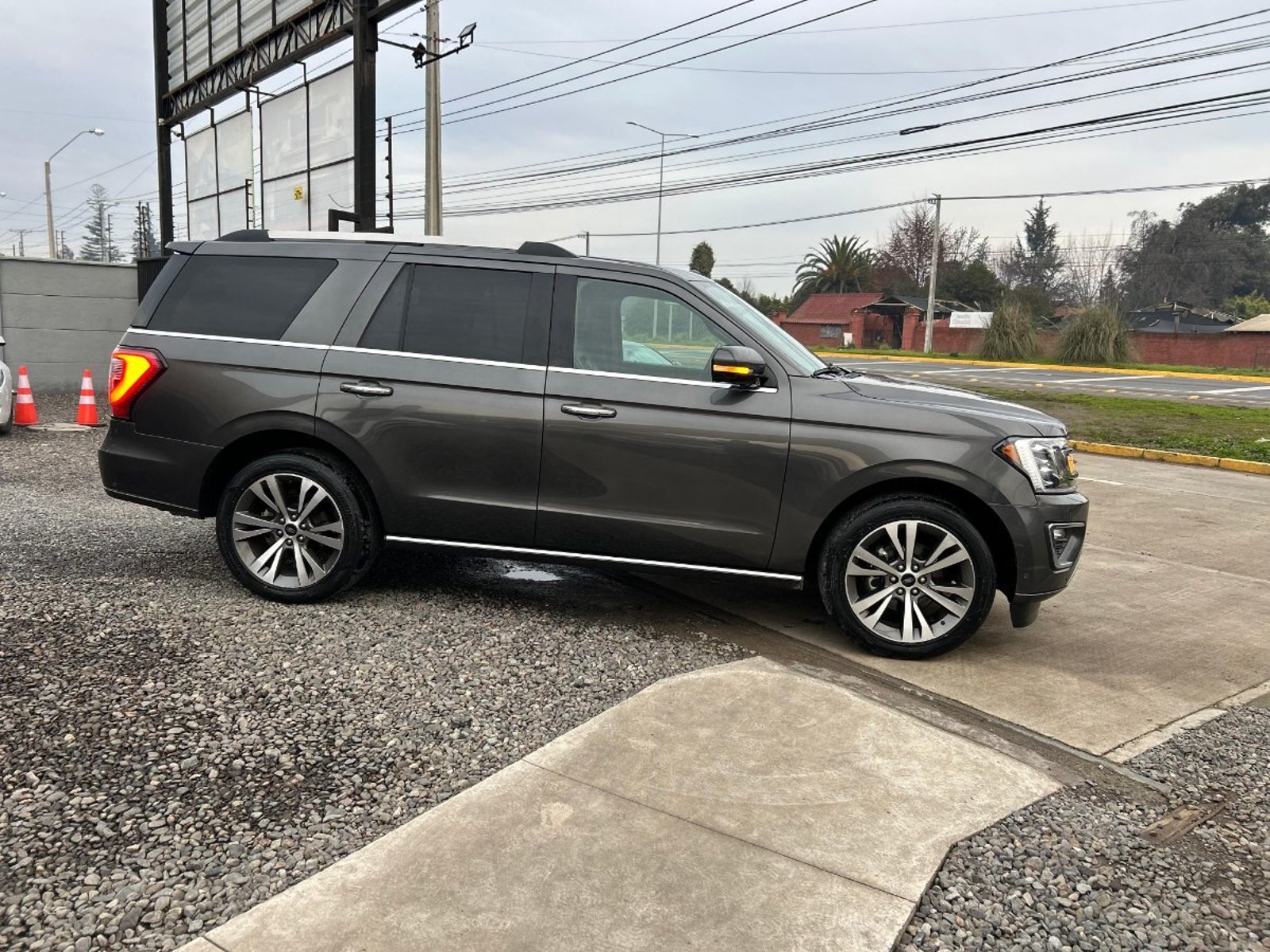 Ford EXPEDITION LIMITED 3.5 2022 - Imagen 6 de 10