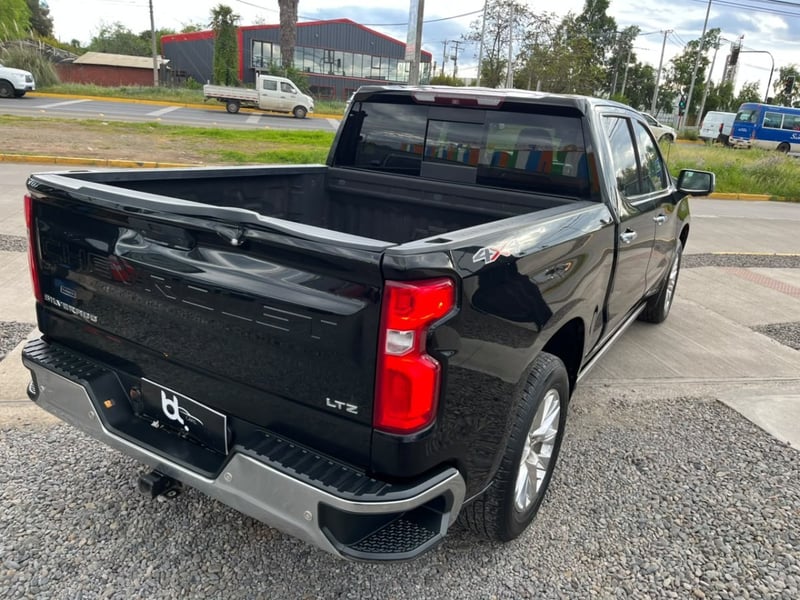 Chevrolet SILVERADO LTZ 5.3 4X4 2019 - Imagen 6 de 10