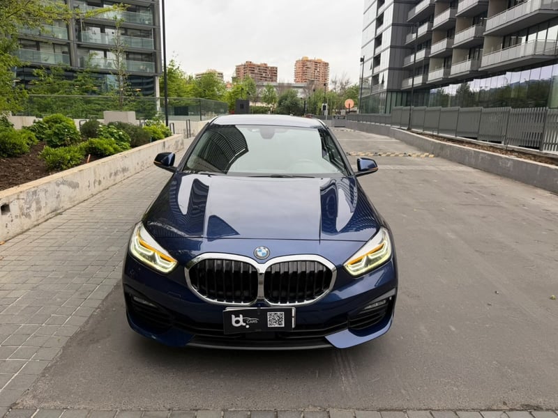 BMW 118 1.5 AUT 2021 - Imagen 3 de 10