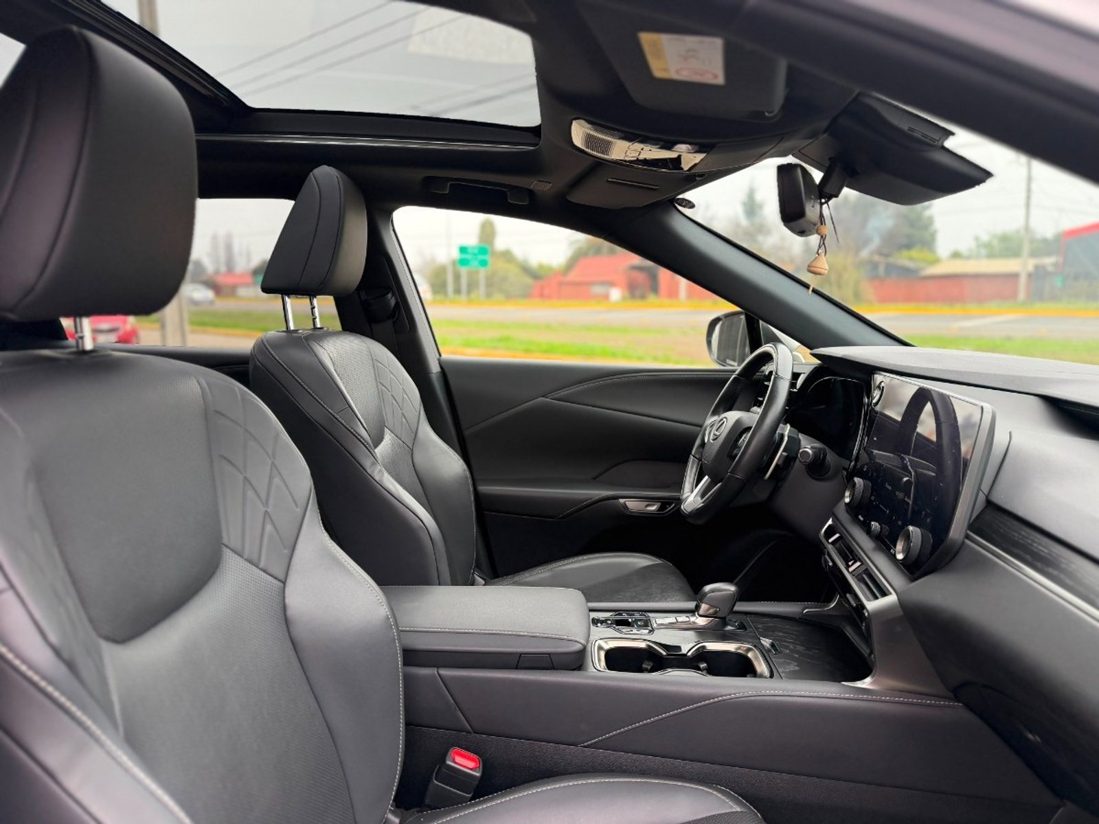 Lexus RX 350 H 4X4 PREMIUM 2024 - Foto 2 de 10