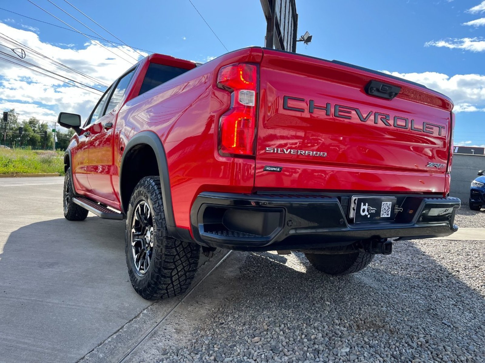 Chevrolet SILVERADO ZR2 4X4 6.2 AUT 2023 - Foto 2 de 10