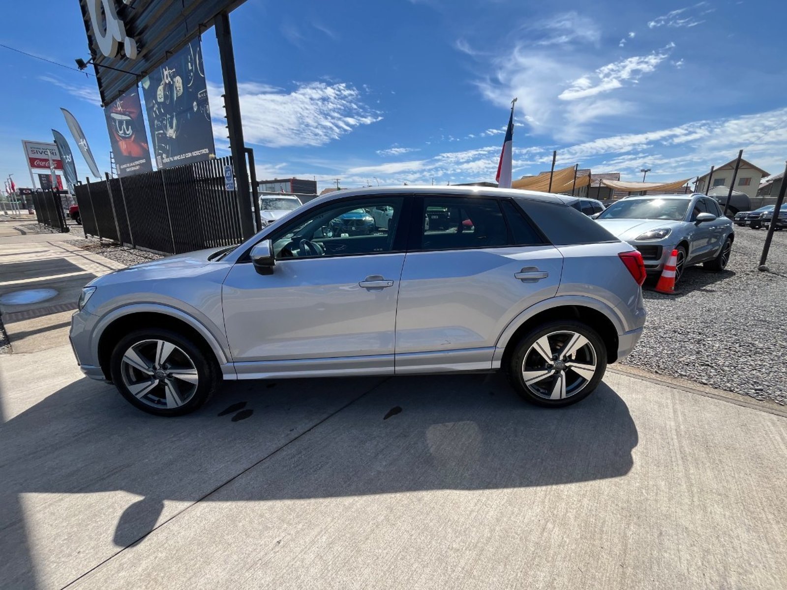 Audi Q2 SPORT 1.4 2018 - Foto 3 de 10