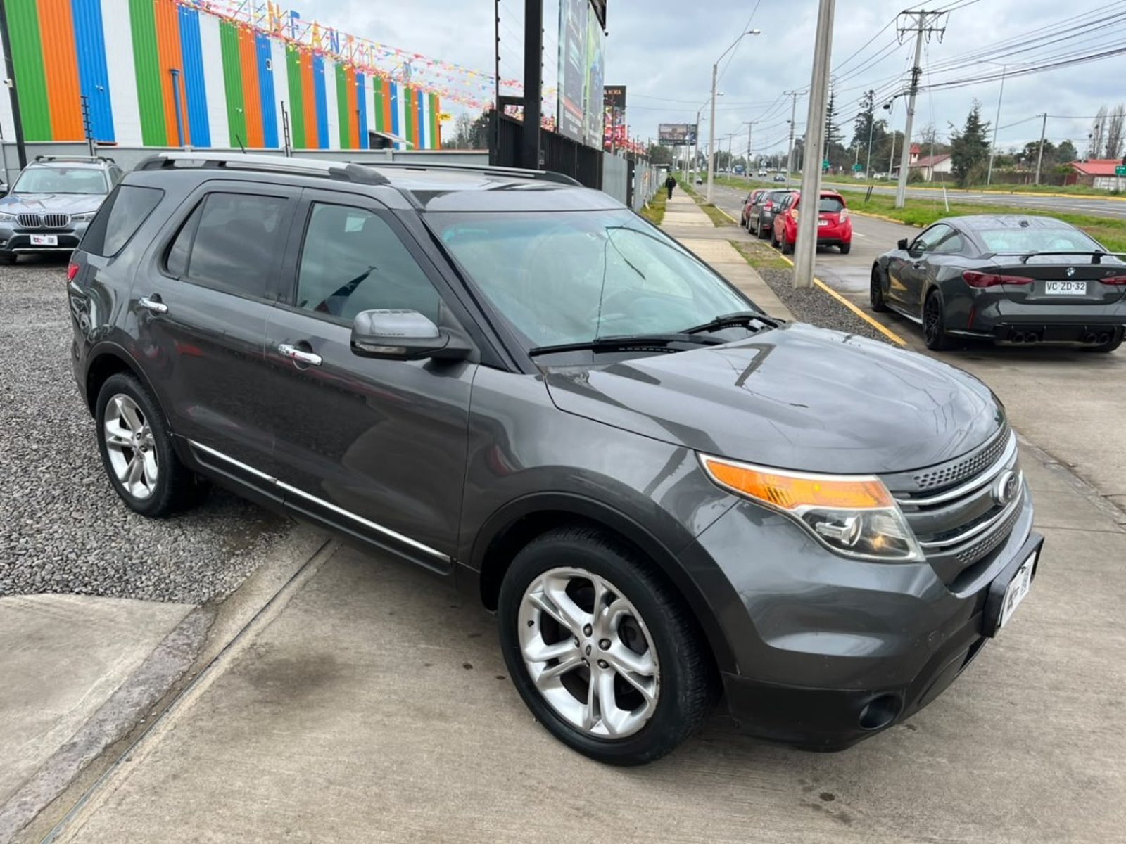 Ford EXPLORER 3.5 LIMITED 2015 - Foto 3 de 10