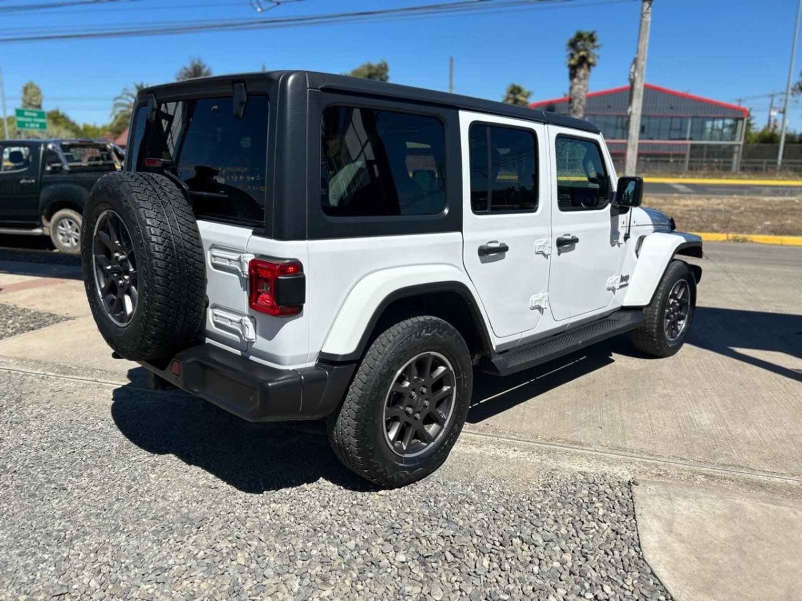 Jeep WRANGLER 2.0 SAHARA UNLIMITED 2022 - Foto 4 de 9