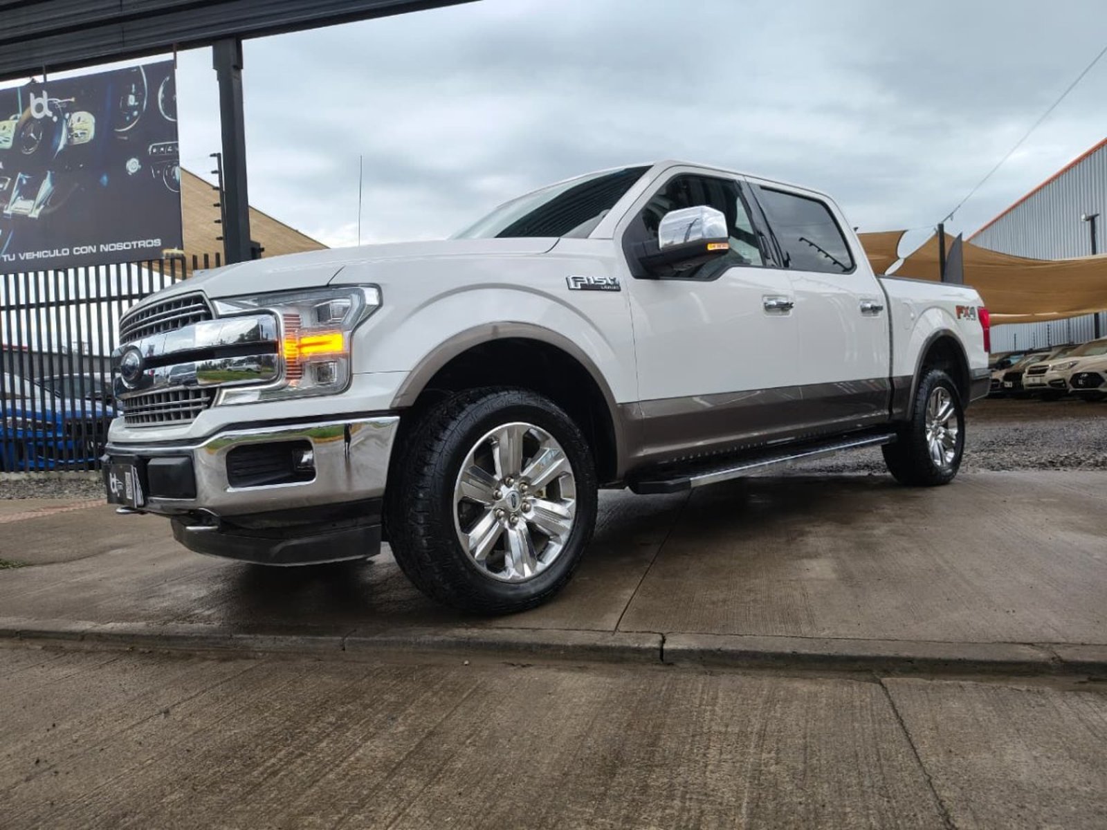 Ford F-150 LARIAT LUXURY 5.0 AUT 4X4 2020 - Imagen 7 de 10