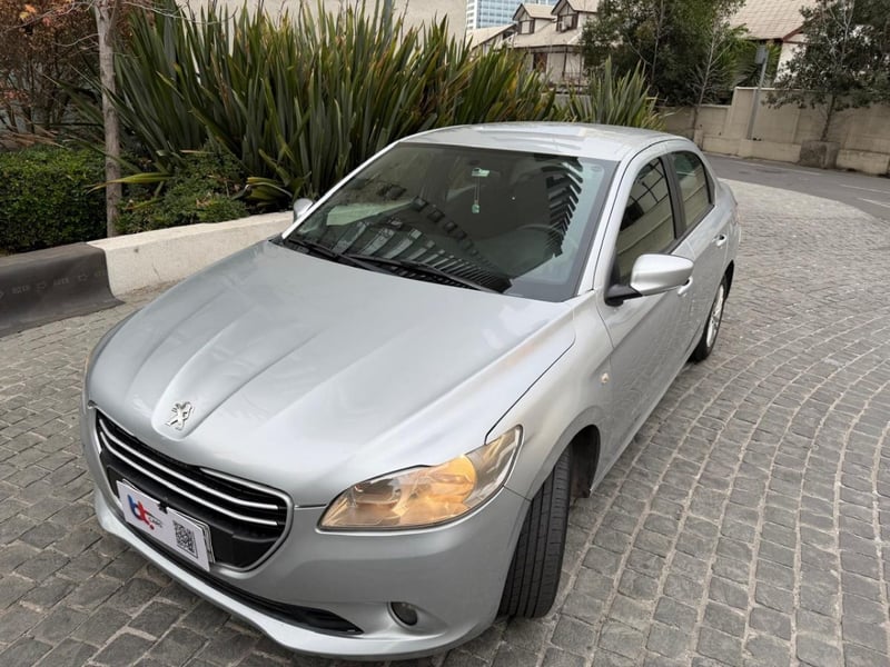 Peugeot 301 ACTIVE 1.6 2017