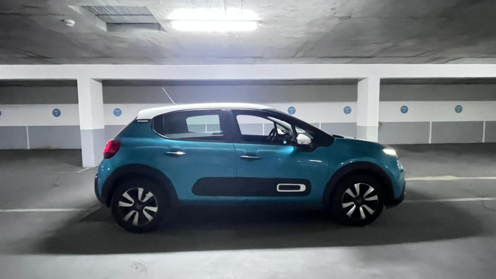 Citroën C3 1.2 FEEL AUTOMATICO 2023 - Imagen 8 de 10