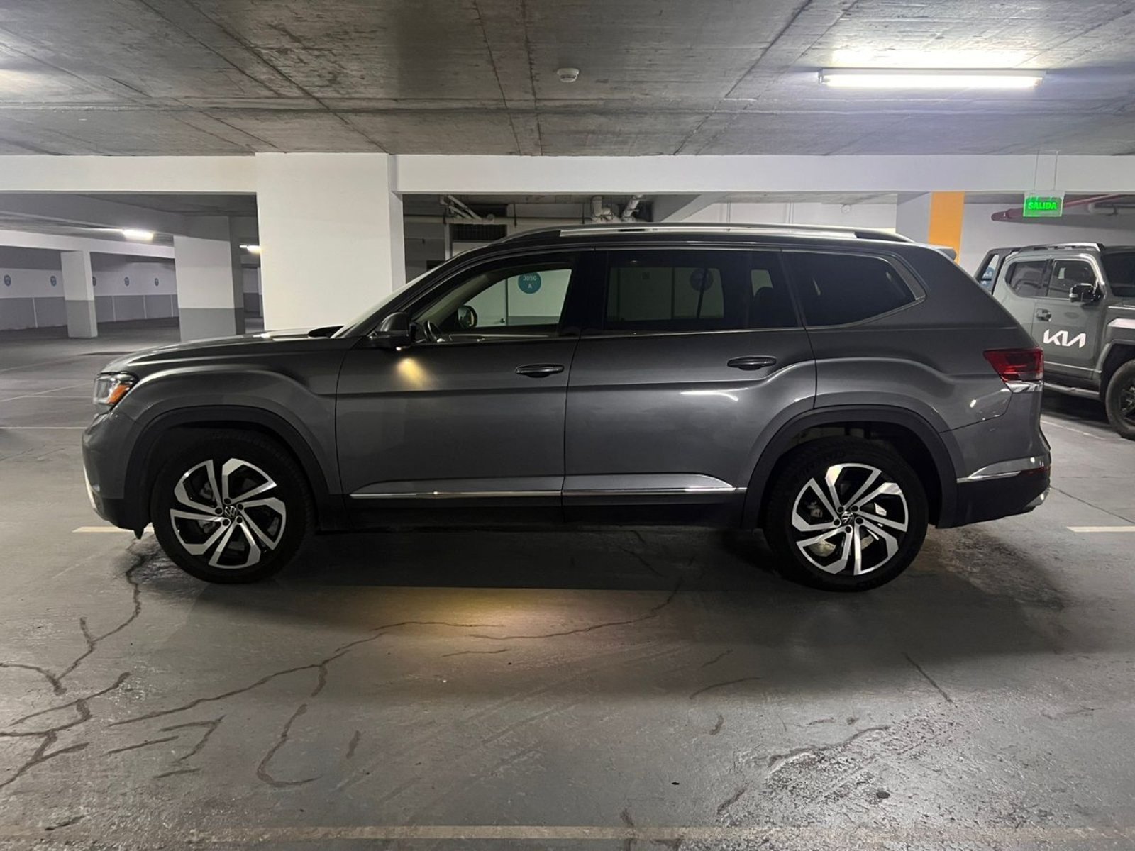 Volkswagen ATLAS LIMITED 4X4 2021 - Foto 3 de 10
